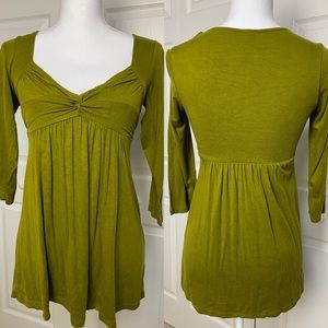 Lush Olive Green Tunic w Gathered Sweetheart Neck